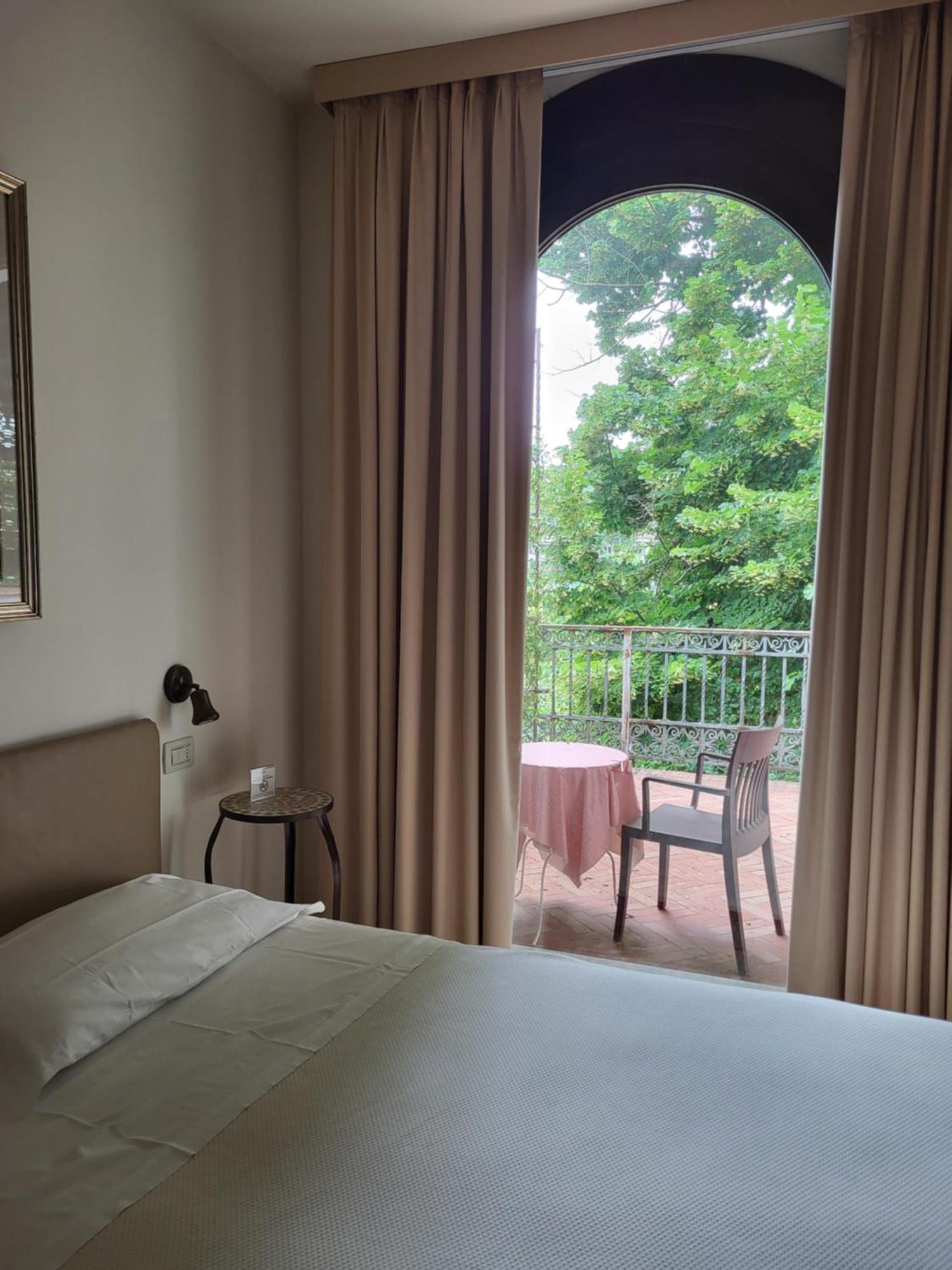 Al Melograno - Room & Breakfast Bologna Exterior foto
